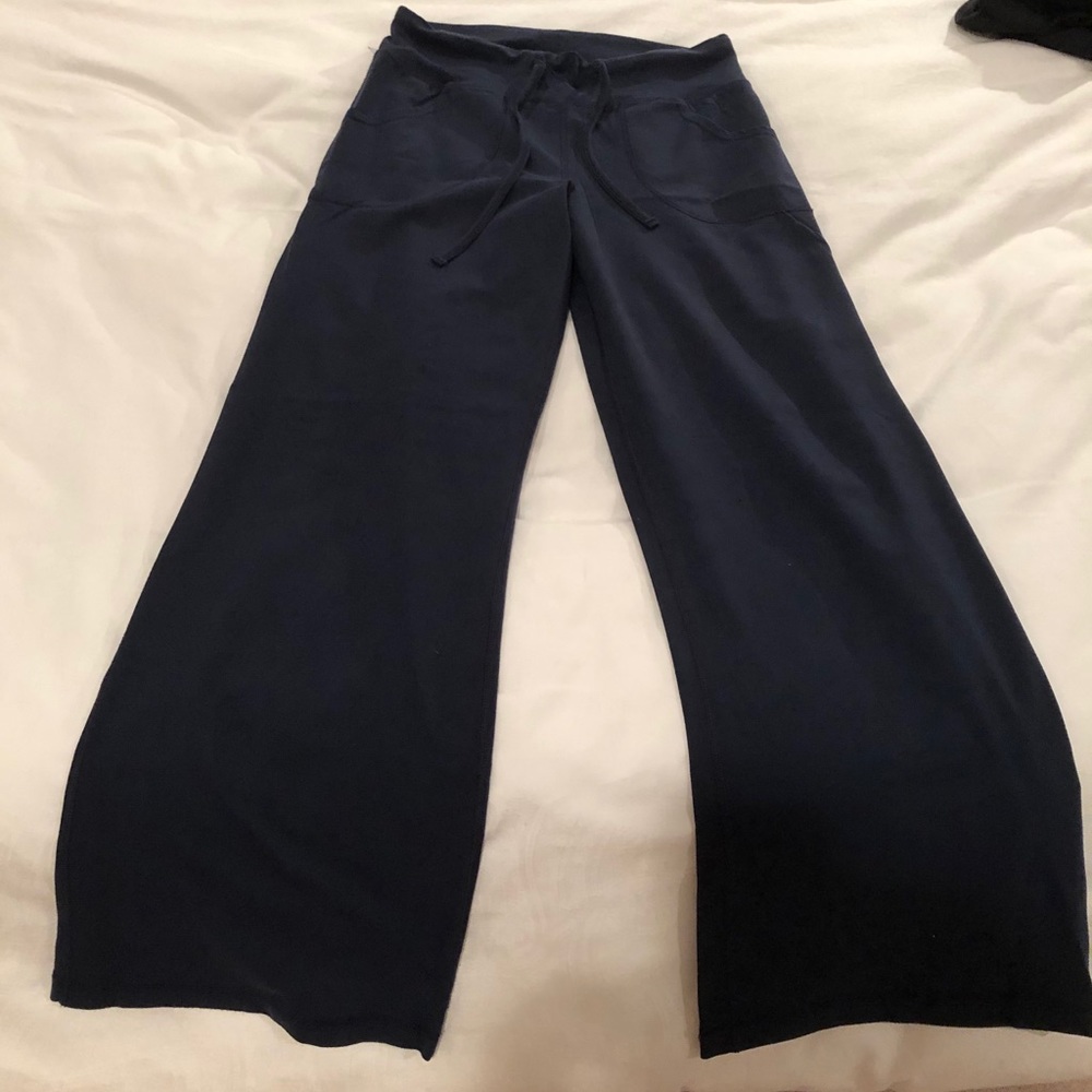 Navy wide leg lululemons
